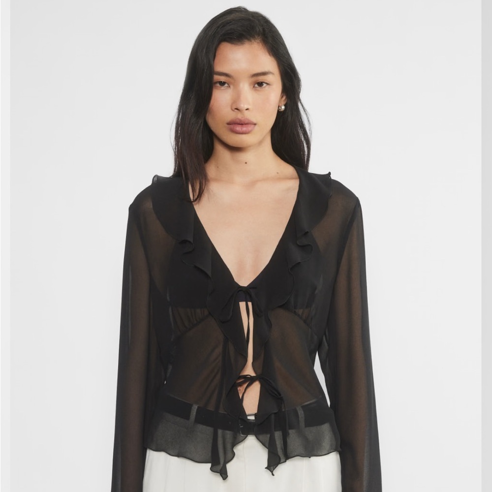 Aritzia Wilfred Frenchy Blouse in ‘Black’